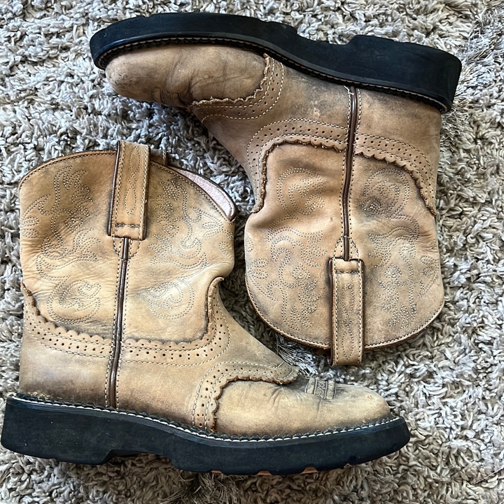 Ariat Fatbaby